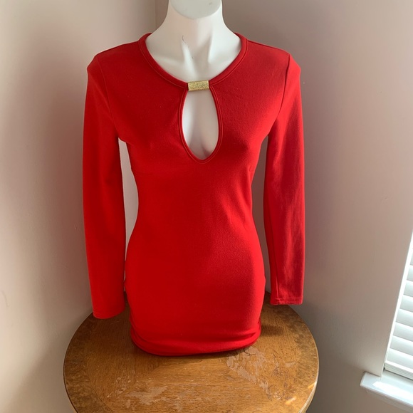 Red dress good for the holidays  comfortable - Picture 2 of 3